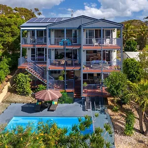57 Cooloola Drive Holiday home Rainbow Beach